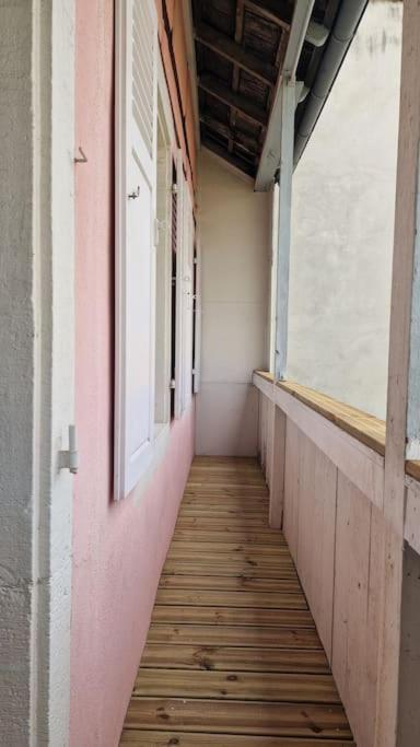 Modern Jungle - Colmar Apartment Ngoại thất bức ảnh