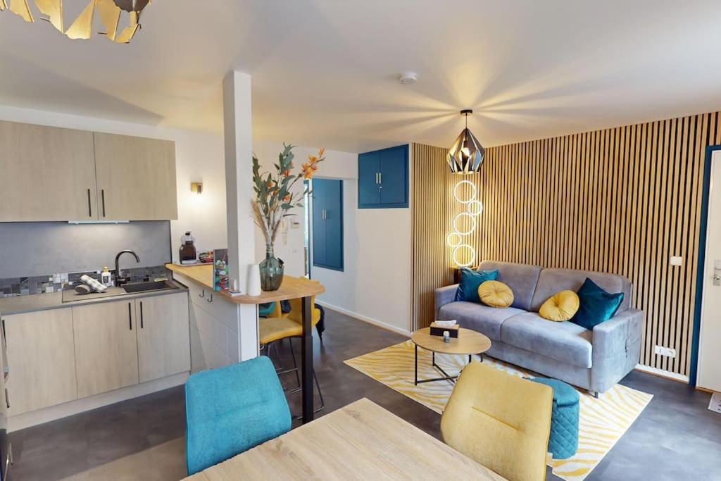 Modern Jungle - Colmar Apartment Ngoại thất bức ảnh